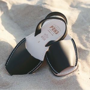 NWOB Pons- Classic Women’s Avarcas